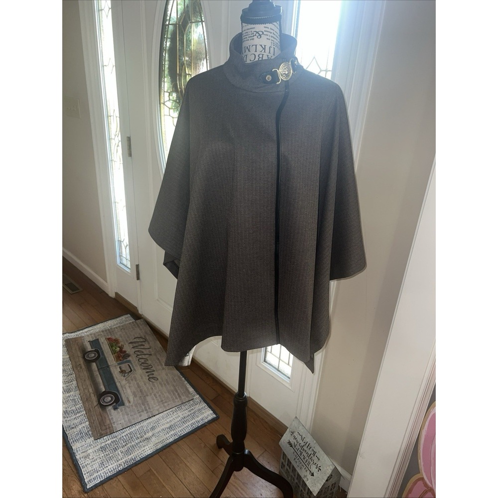 Anne Klein  L Work Professional Black Khaki Cape Poncho Coat Lion Gold Emblem231
